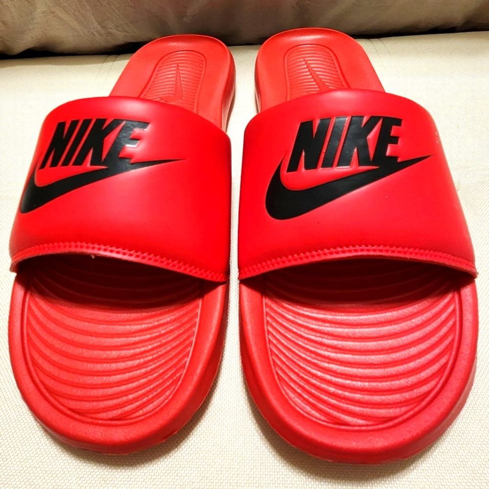 Red Victori Nike Slides Size 9